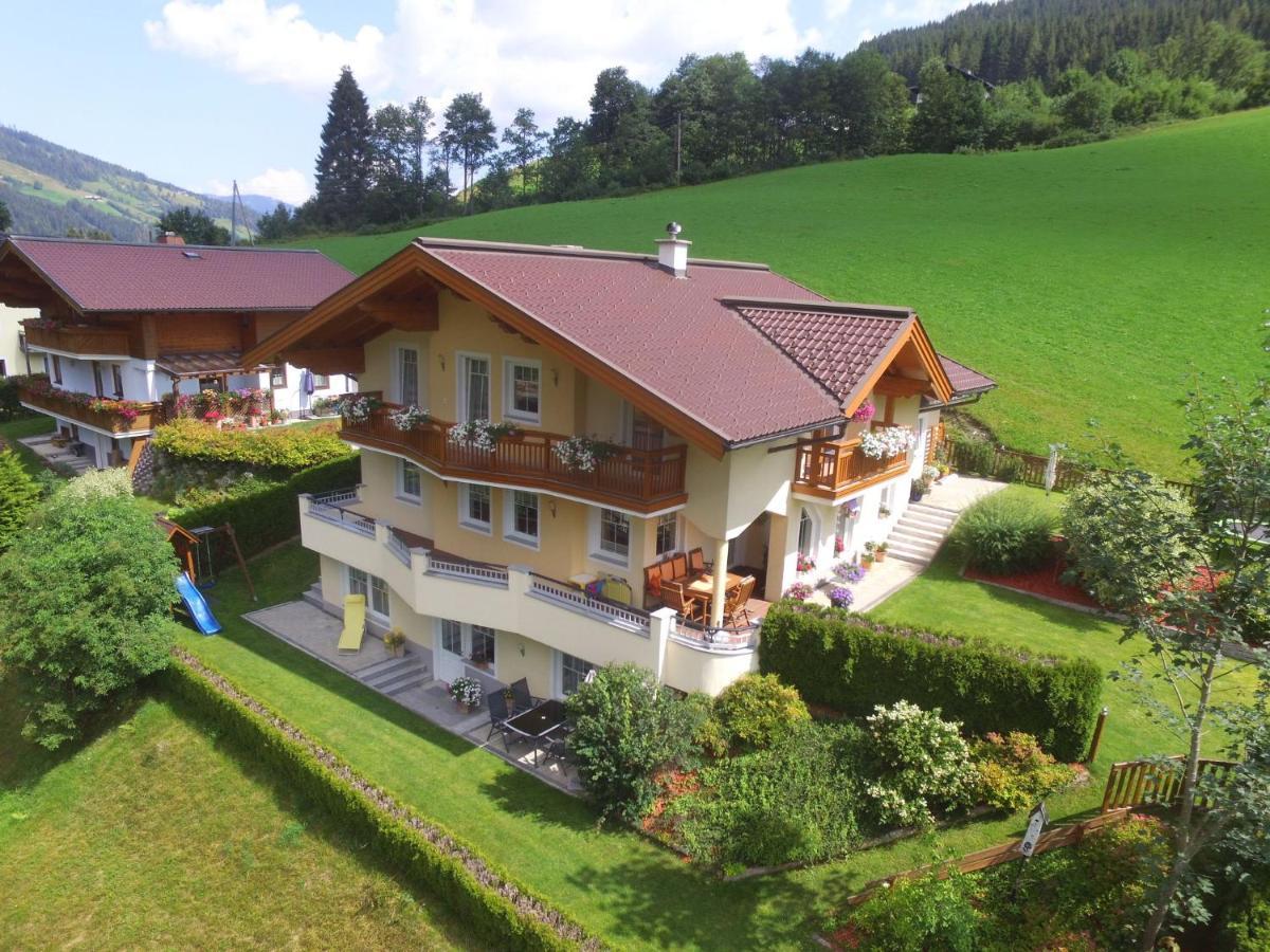 Modern Apartment In Salzburger With Terrace Kleinarl Eksteriør bilde